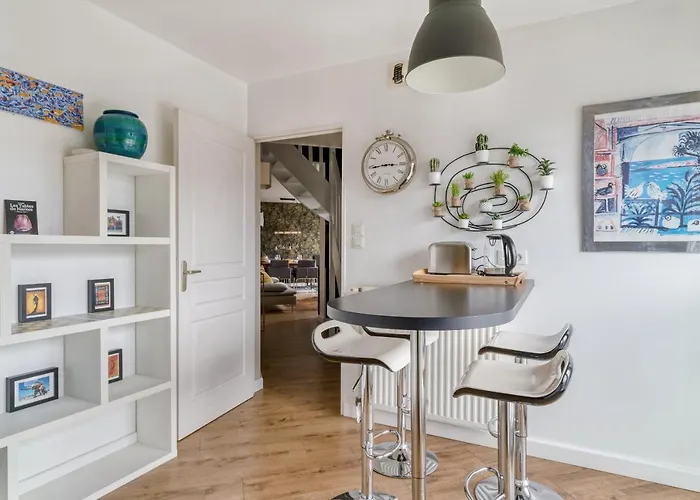 Apartment Nymphea - Duplex Hauts Paves Nantes